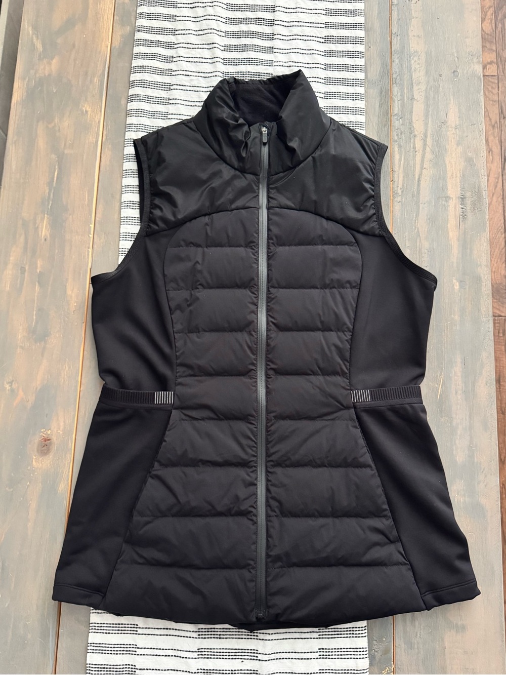 lululemon athletica Black Quilted Sleeveless Vest